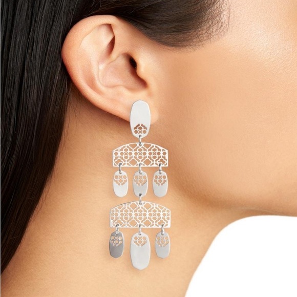 🆕 Kendra Scott Emmet tiered earrings